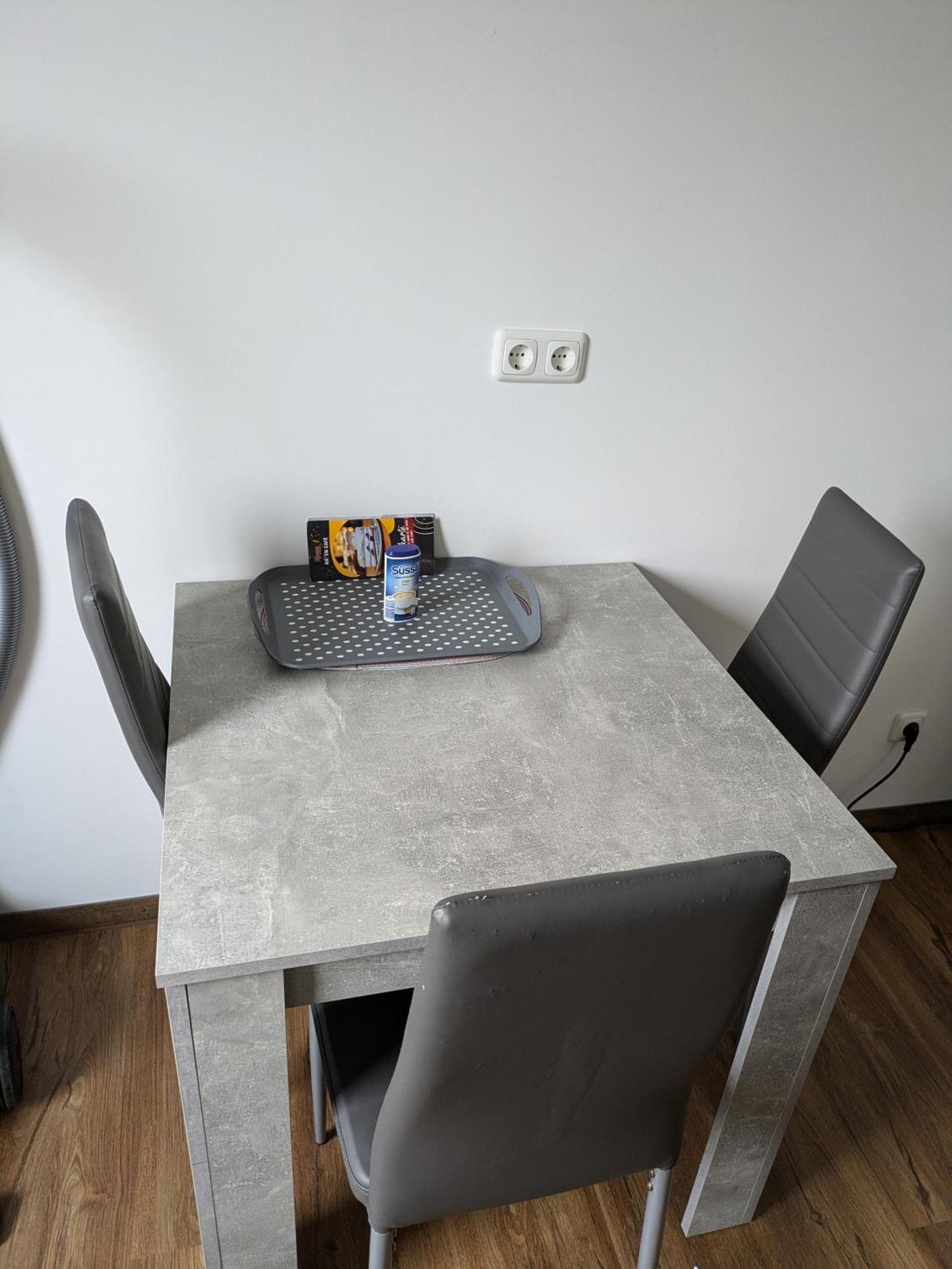 Schoene Einfache Ferienwohnung Zwischen Stadt Und Meer Wilhelmshaven Exteriör bild