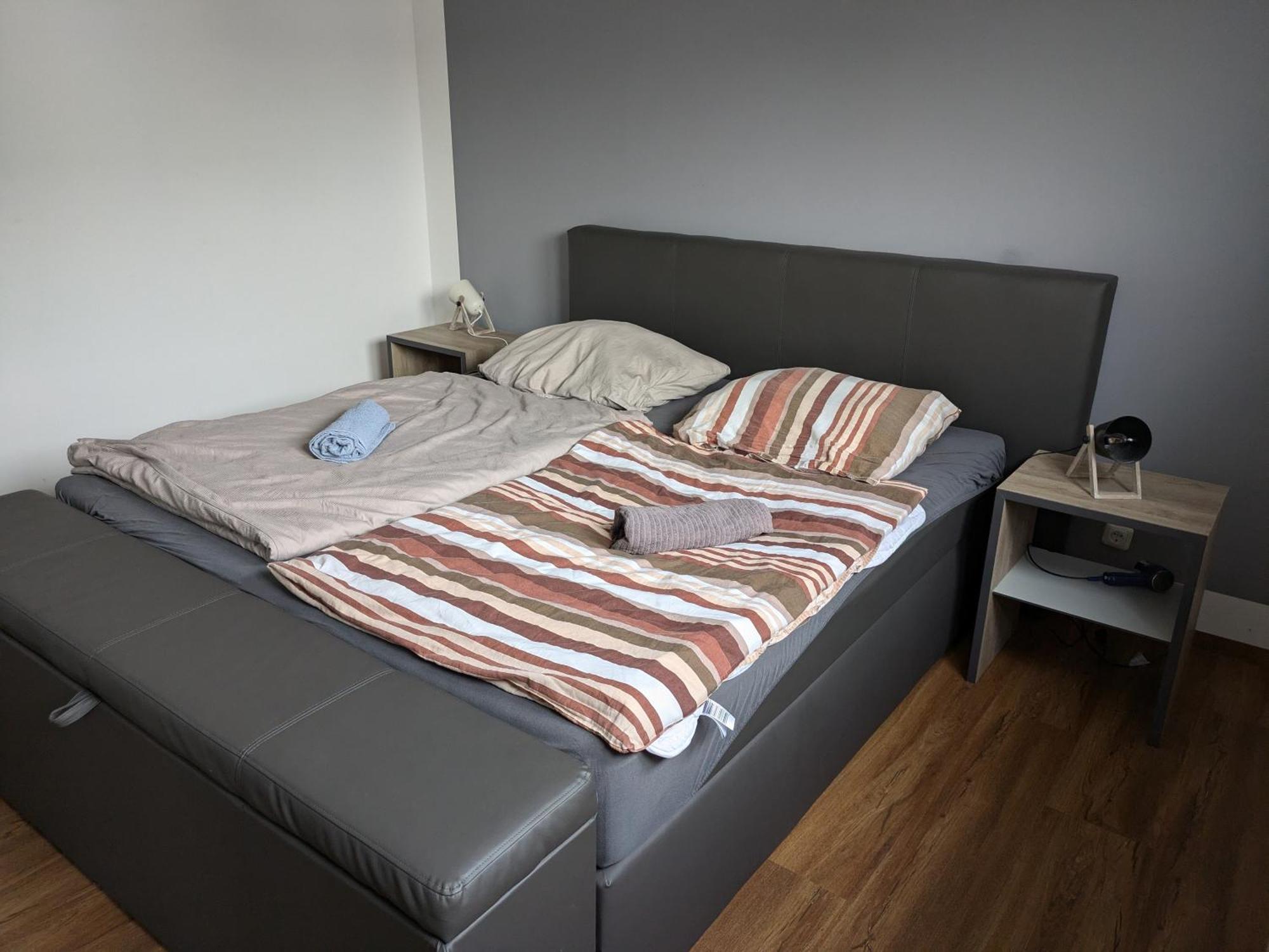 Schoene Einfache Ferienwohnung Zwischen Stadt Und Meer Wilhelmshaven Exteriör bild